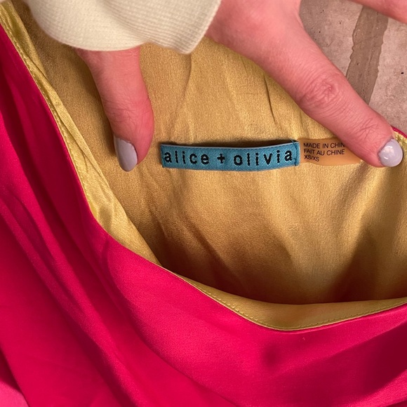 Alice and Olivia Pink Silk Satin One-Shoulder Top - Picture 3 of 10